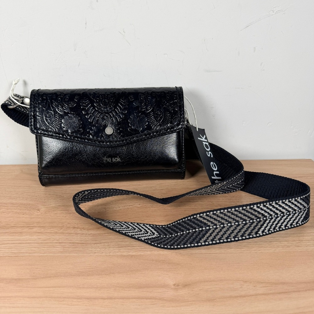 The Sak Redwood Floral Embossed Leather Crossbody Bag Wristlet Wallet Clutch